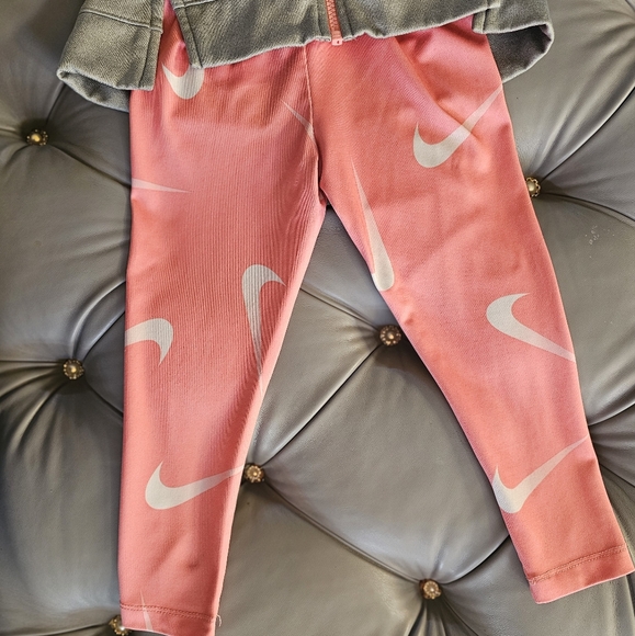 Girls Nike jacket and leggings - Picture 2 of 5